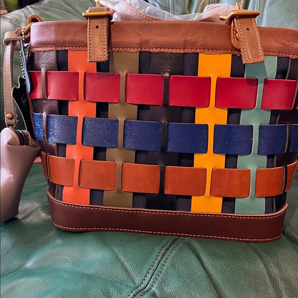 NWT~Genuine Leather Amerileather color Woven Leather Tote with Removable Pouch - Picture 13 of 13